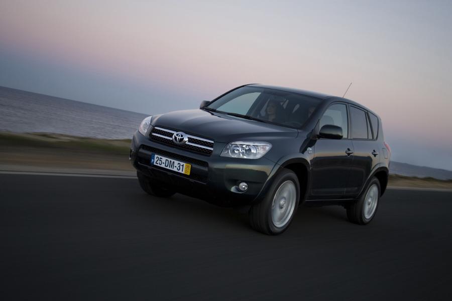  Toyota RAV4 2005 года  (фото 129 из 172)